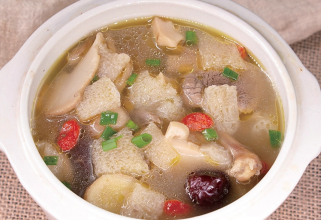 Fresh Zhijin Bamboo Fungus thumbnail 2